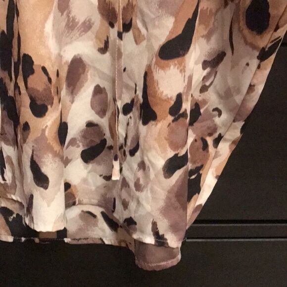 LOFT Semi Sheer Leopard Print Blouse - Size Small - Picture 4 of 8